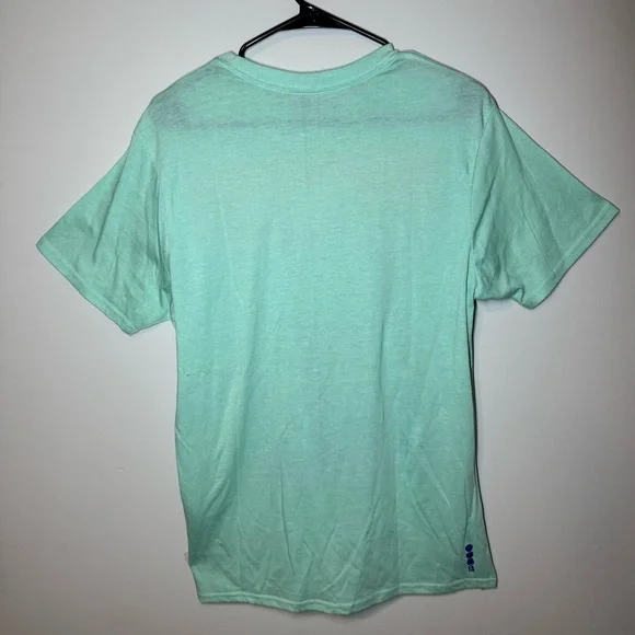 Bench “From the Streets to the Shores” Graphic Size M NWT - Picture 2 of 4